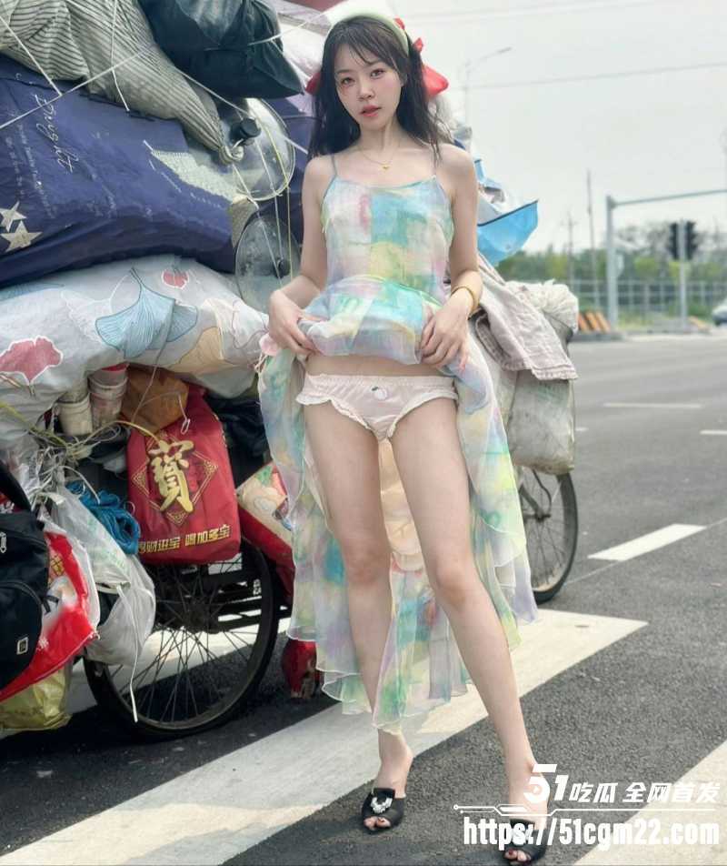 彤彤乖合集 9