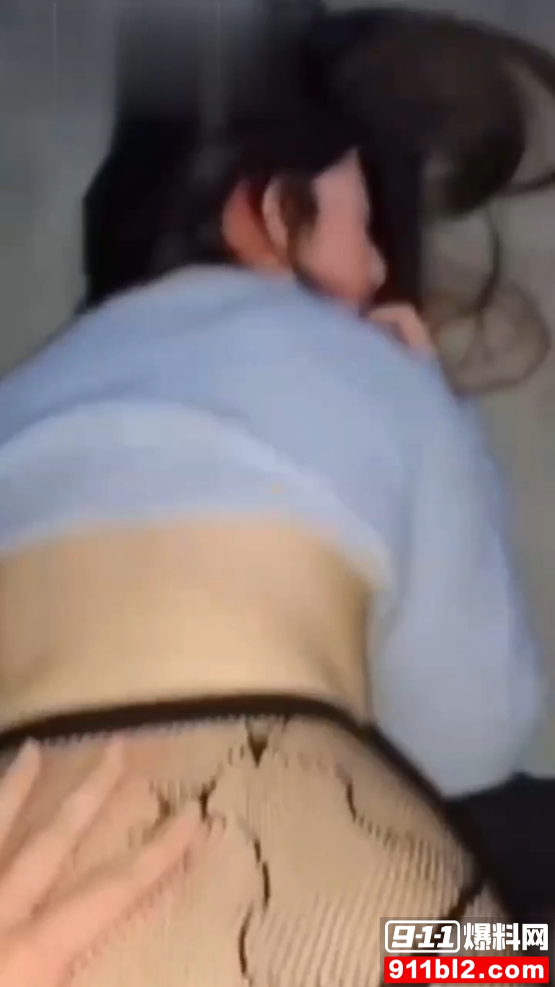 推特反差嫩妹林间沼泽 6