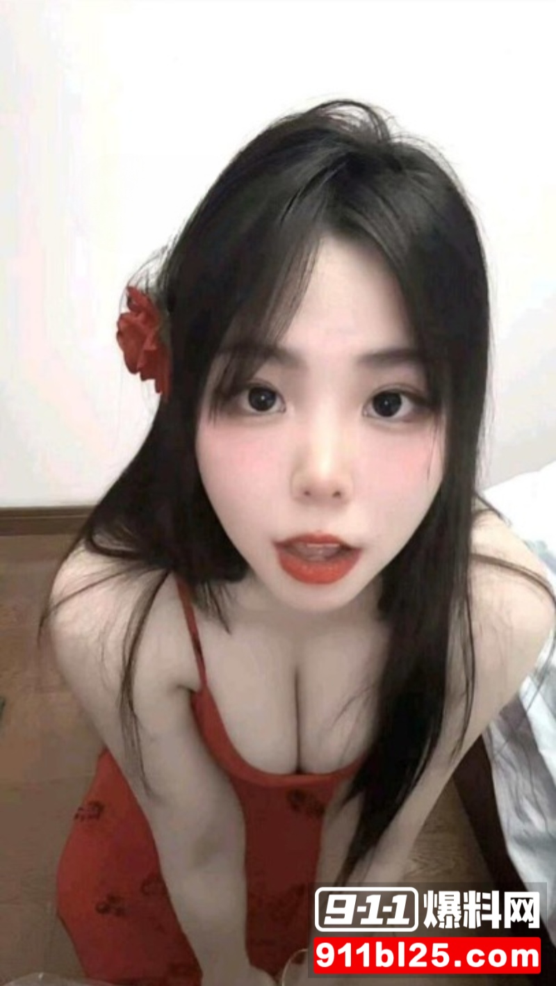 高颜值嫩妹锅包7