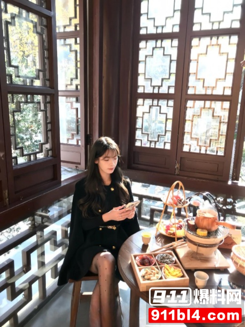 白嫩美乳女友4
