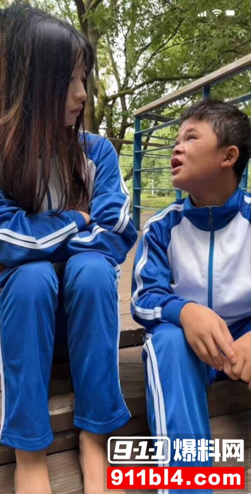 当年爆红的小马云 范小勤 长大了2