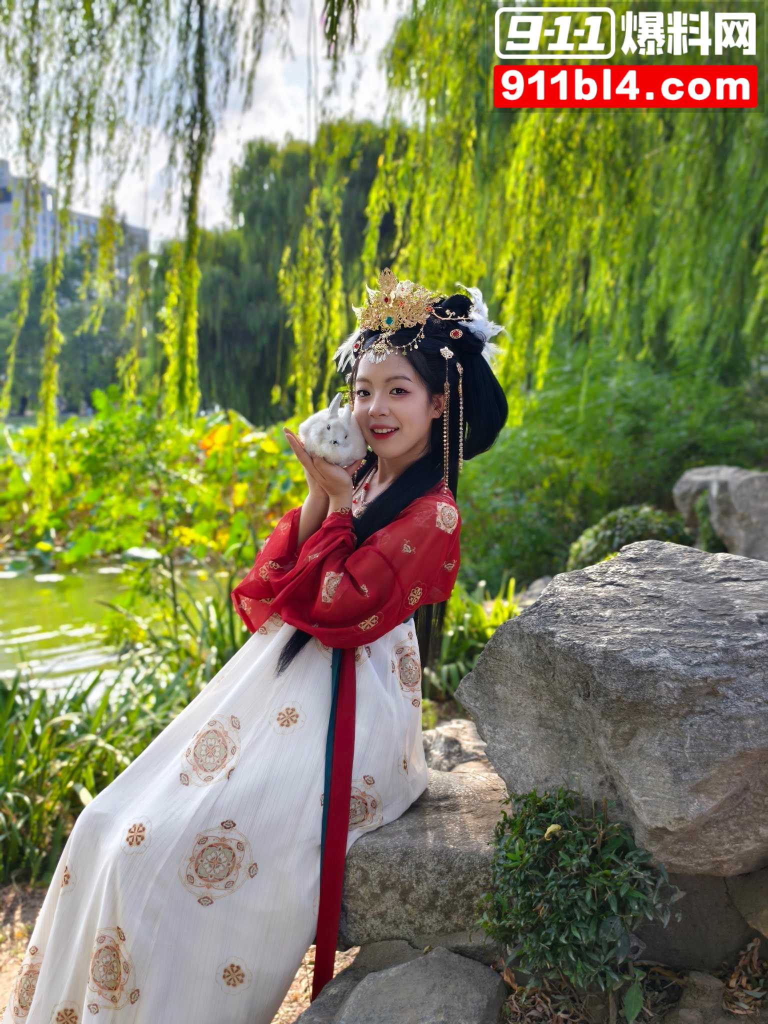02年可爱大学生的反差日常流出2