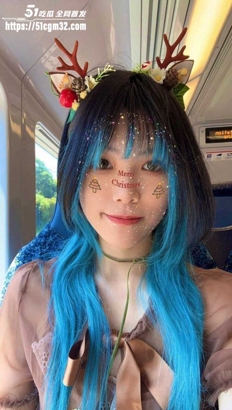 骚货女大学生 私拍合集  1